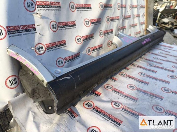 Порог кузова правая toyota ipsum