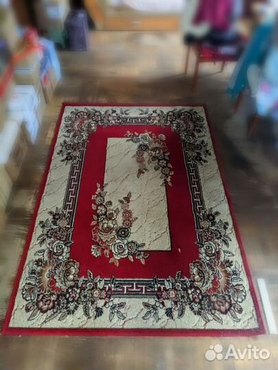 Ковры шерстяные СССР 2х3 - два; 1х2 - один