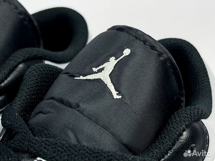 Кроссовки Nike Air Jordan 1 Low Shadow Toe