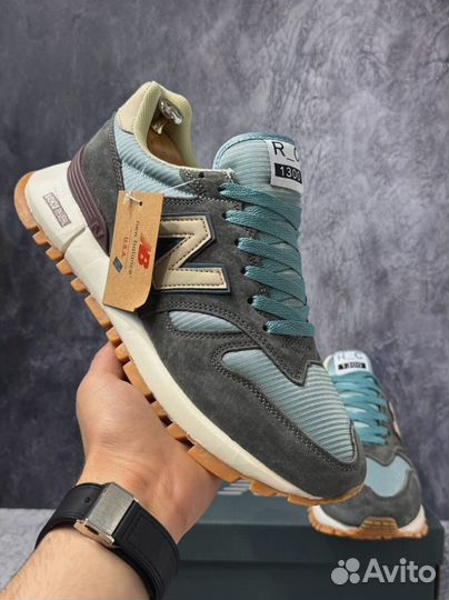 Кроссовки New Balance 1300