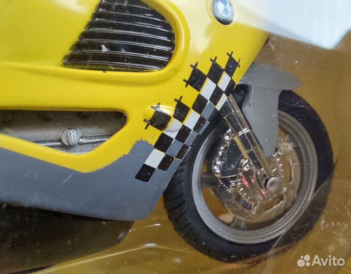 Коллекционная модель мотоцикла BMW K1200RS 1:18