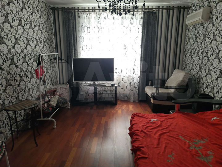 2-к. квартира, 55 м², 2/6 эт.