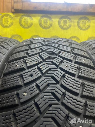 Michelin X-Ice North XIN2 215/55 R17 98T