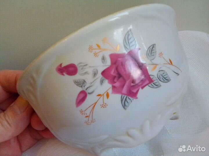 Рифлёная глубокая тарелка d -12,5 см винтаж