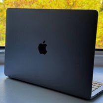 MacBook Pro 2018 16/256