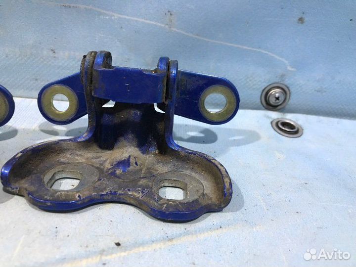 Петля двери задняя левая Ravon R4 седан B15D2 106