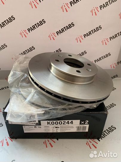 Диск тормозной передний на Hyundai Accent mkiii