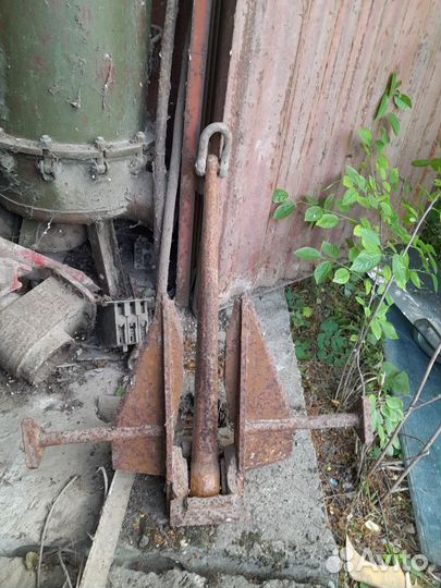 Якорь корабельный