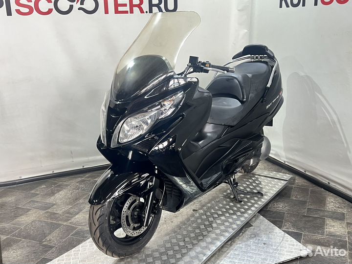 Скутер Suzuki Burgman (SkyWave) 400