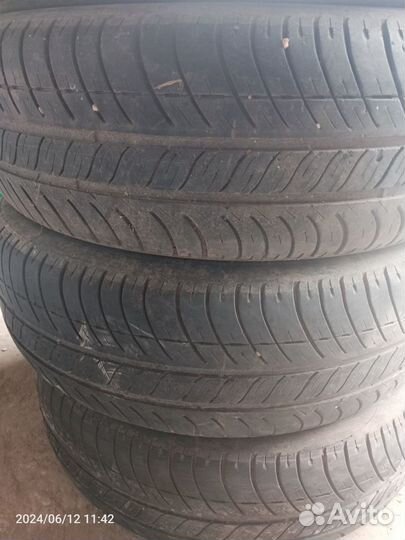 Michelin Defender 205/65 R15 94T