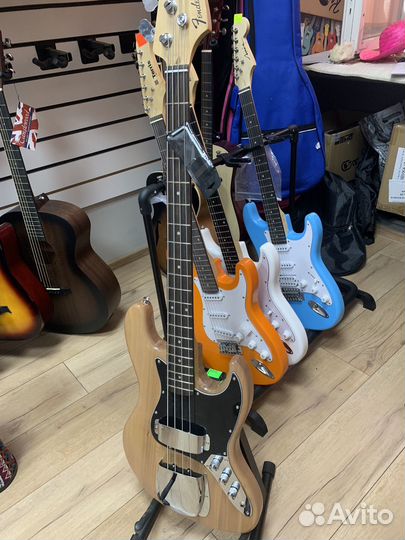 Бас гитара fender jazz bass