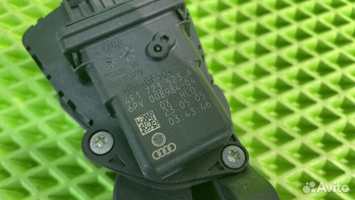 Педаль газа Audi A6 C6 (2006)