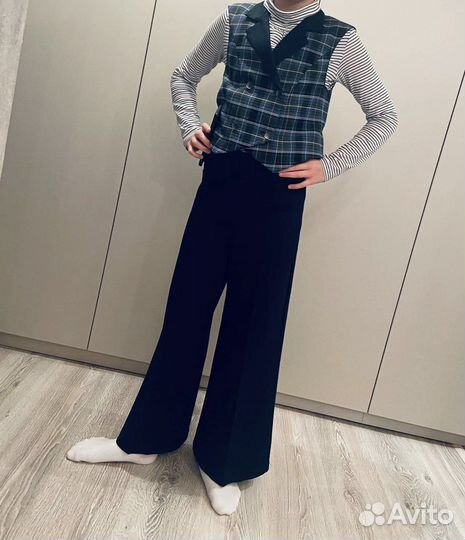 Жилет школьный на девочку