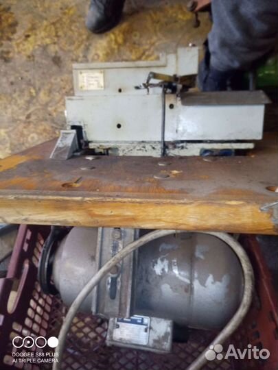 Оверлок промышленный бу