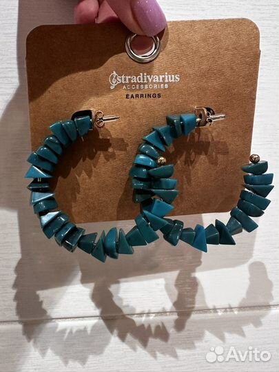 Серьги кольца Stradivarius под малахит