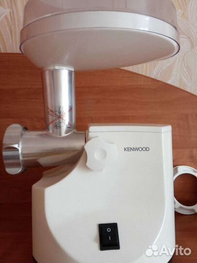 Мясорубка Kenwood MG450