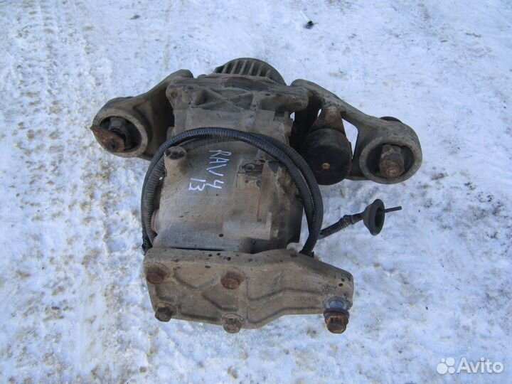 Редуктор задний Toyota RAV4