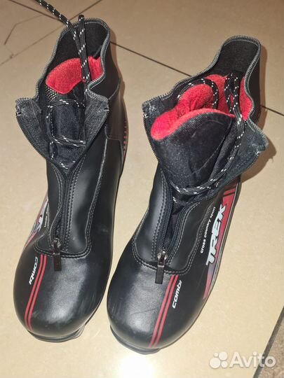 Беговые лыжи