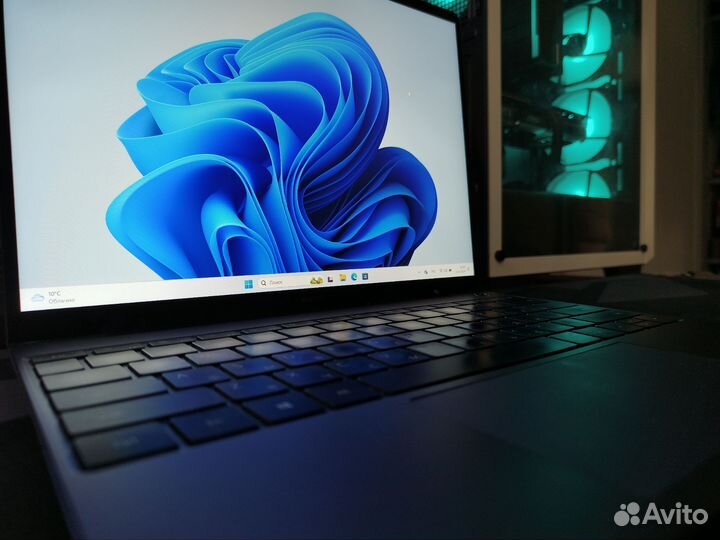 Huawei MateBook 2K,16 RAM