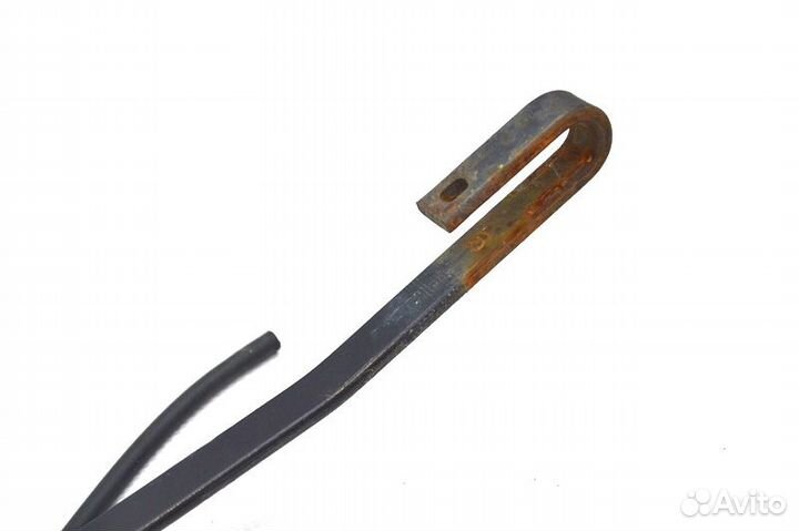 Поводок/Дворникодержатель лобовое стекло, правый s