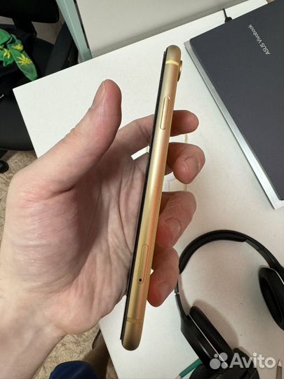 iPhone Xr, 128 ГБ