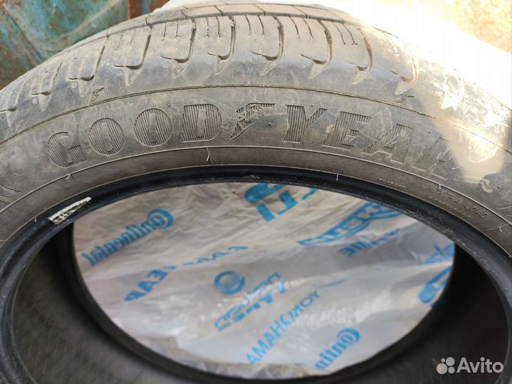 Goodyear EfficientGrip 195/55 R20