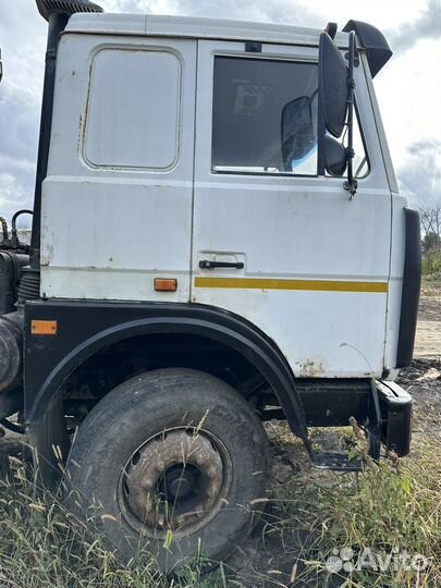 МАЗ 6422А5, 2008