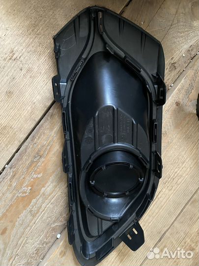 Окантовка фары Renault Logan 2012-2018