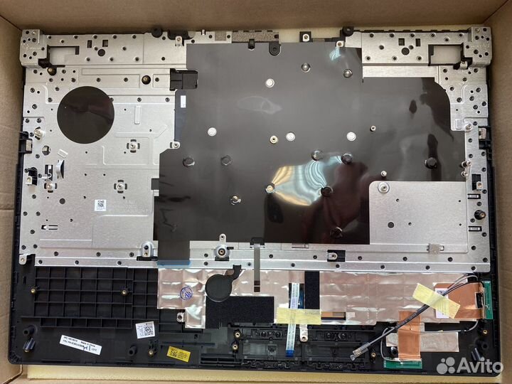 Топкейс с клавиатурой Lenovo Y540-17IRH