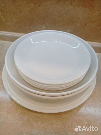 Набор тарелок новый