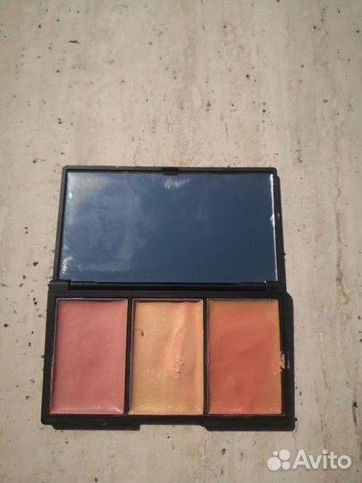 Косметика Sleek, тени, румяна, помада тестеры