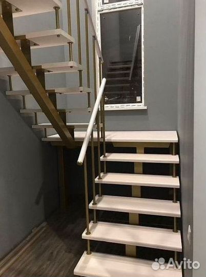 Металлокаркас лестницы