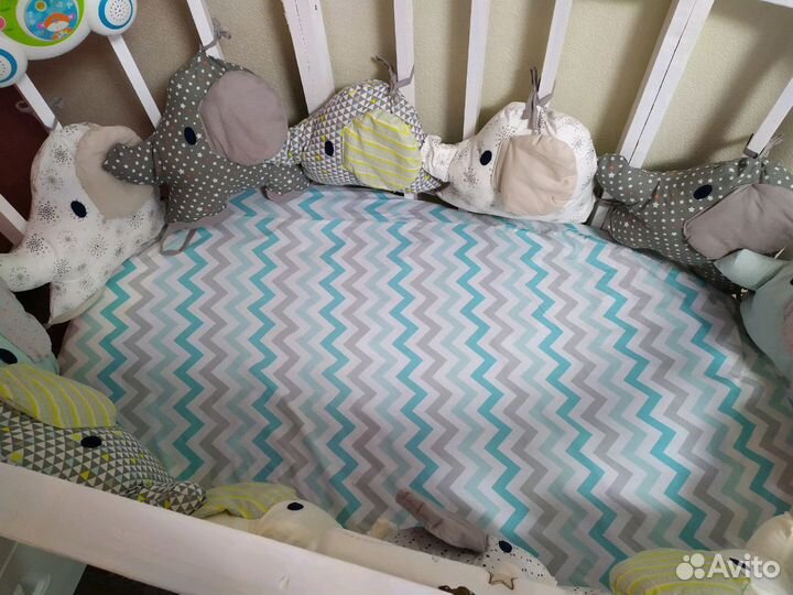 Бортики в кроватку в виде слоников