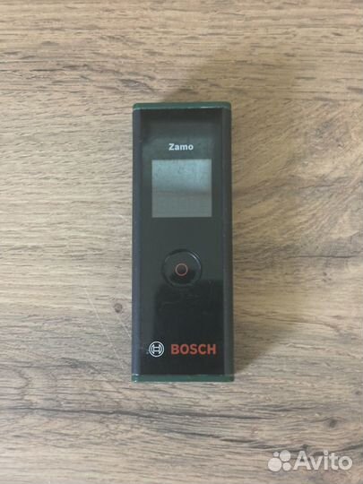 Лазерная рулетка bosch Zamo