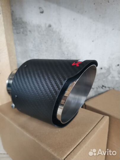 Насадка на глушитель Akrapovic Карбон с козырьком