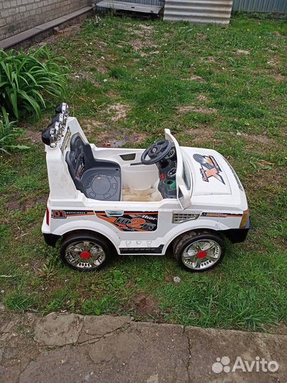 Детский электромобиль бу