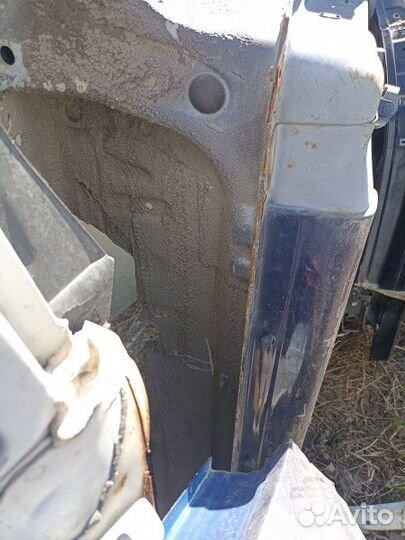 Порог со стойкой левый Subaru Legacy 3