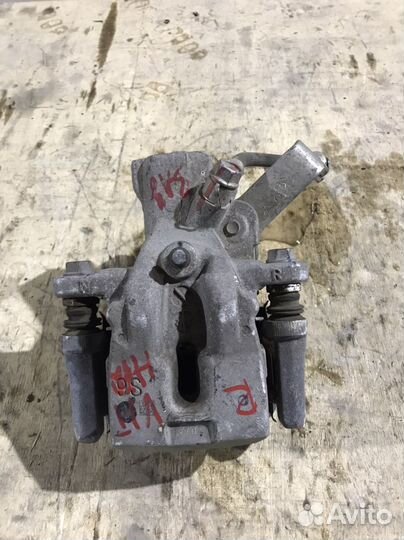 Суппорт задний правый Suzuki Vitara SX4 Оригинал