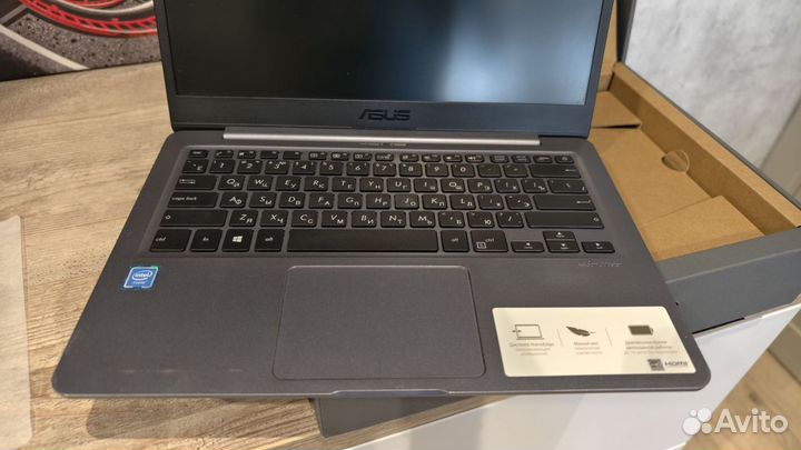 Asus 14