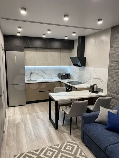 2-к. квартира, 35 м², 8/10 эт.