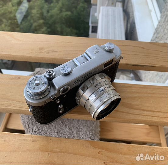 Ретро фотоаппарат фед-2