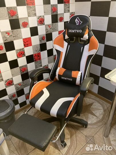 Компьютерное кресло с подставкой для ног Wolf