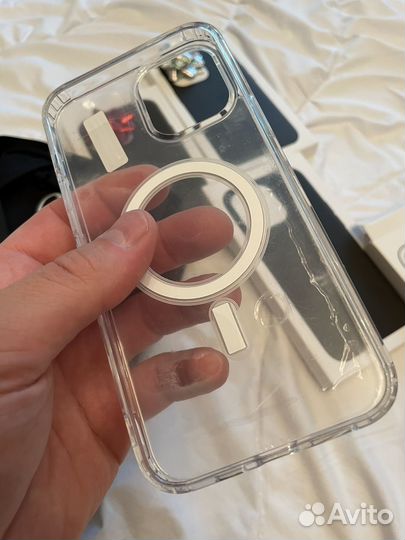 Чехол для iPhone с анимацией