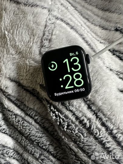 Часы apple watch se 40 mm