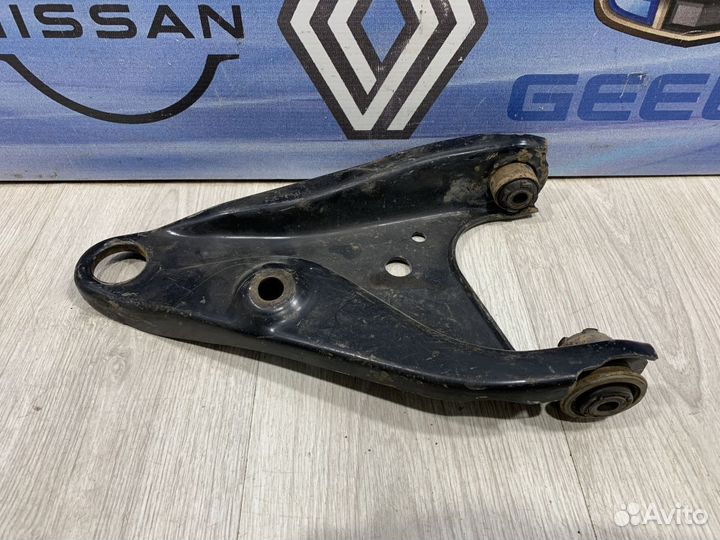 Рычаг подвески Renault logan Лев