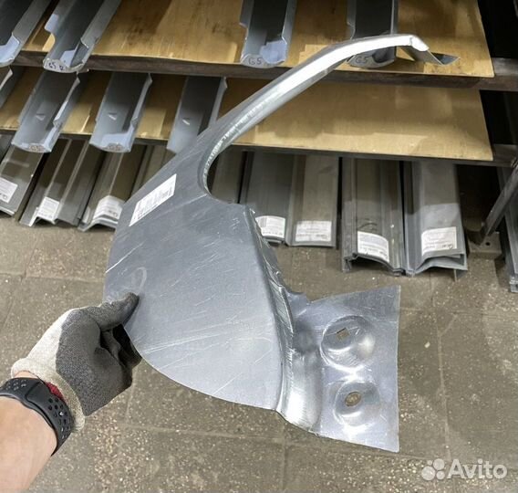 Арка правая Mazda 3 BK hatcback (Klokkerholm)