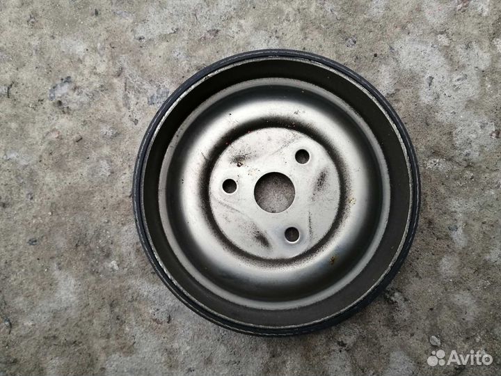 Шкив Помпы Ситроен С4 Пежо 308 1.6 EP6