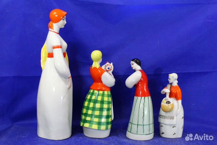 Статуэтка фарфор 4 девушки Украинки национальной о