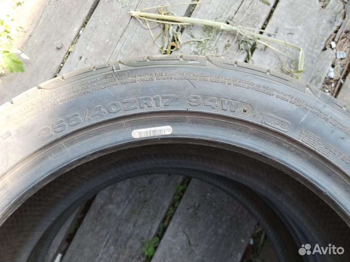 Dunlop SP Sport 9000 255/40 R17