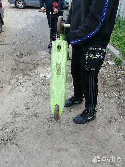 Самокат трюковой